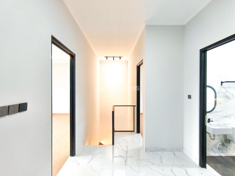 Jalan Saari Kelapa Dua