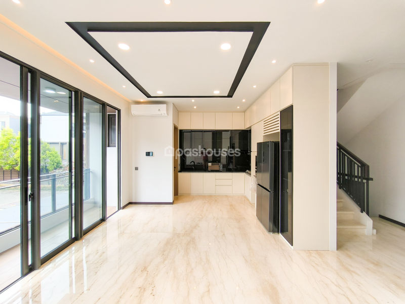 Cluster Kazumi at The Zora BSD City