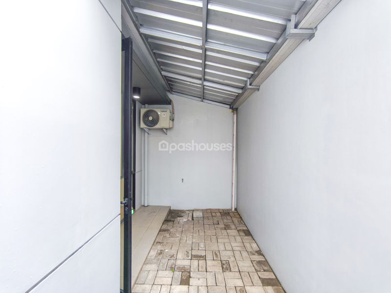 Perumahan Cendana Essence West 1 No.136