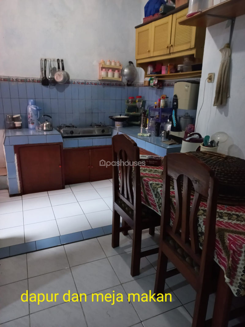 Kampung Lio Cipayung