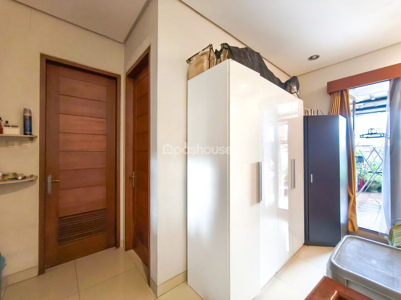 Jalan Gunung Raya Dalam Kav.5