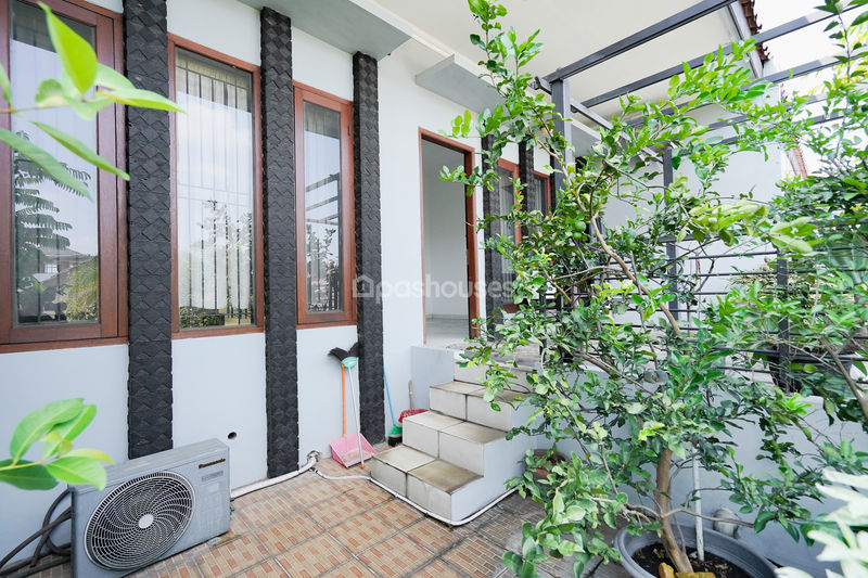 Jalan Mahoni 5 Blok C6 No.7