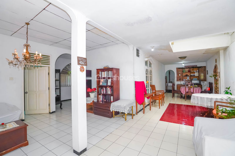 Jalan Mujair II No.18