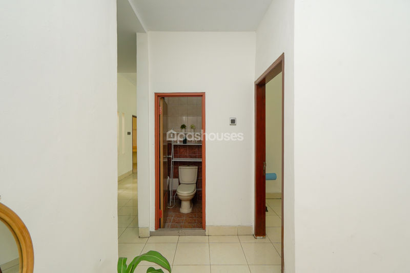 Perumahan Dukuh Zamrud Blok I-21 No.61