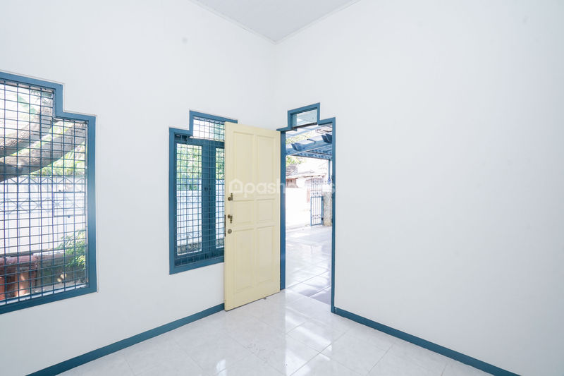 Perumahan Taman Duta Blok E1 No.18