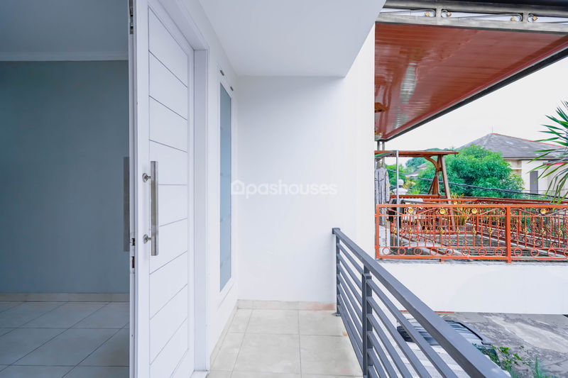 The Cozy Green Cibubur