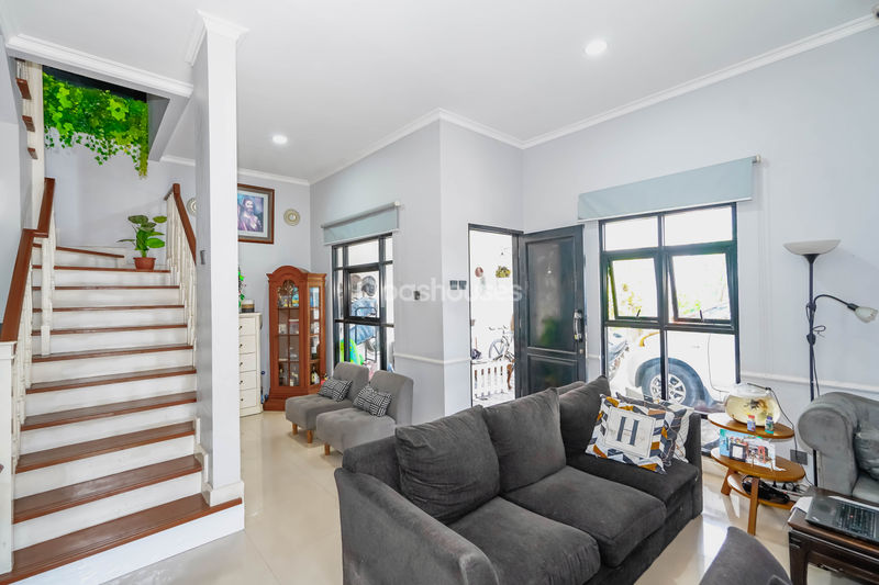 Elite Three Residence