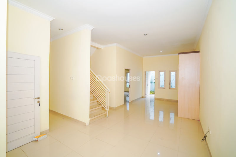 Jalan Gandaria Asri No 99