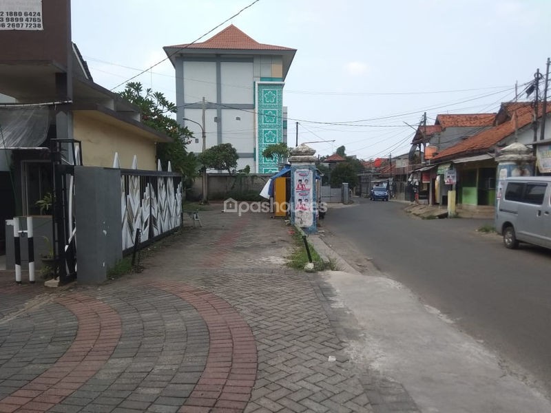 Jalan Pinus Bar. I