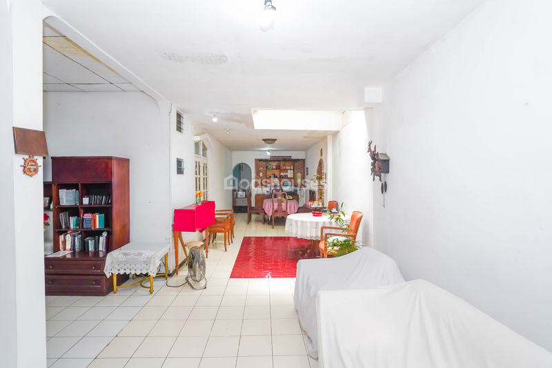 Jalan Mujair II No.18