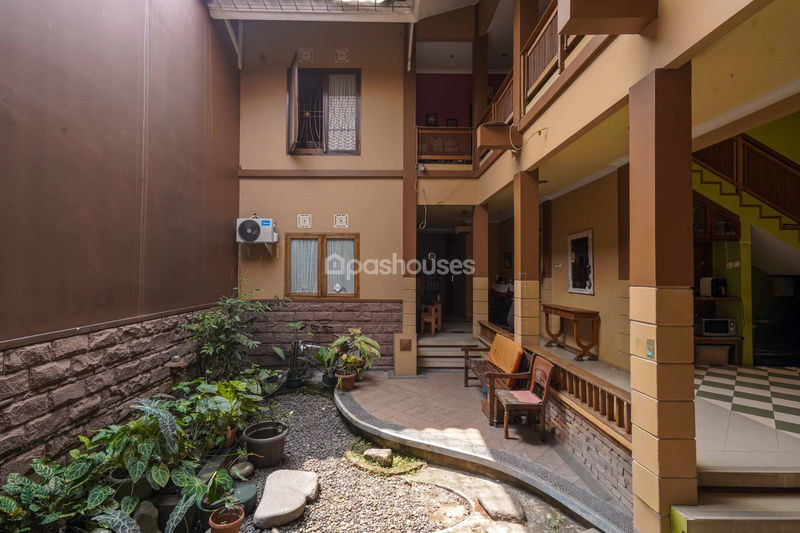 Jalan Mawar No. 9