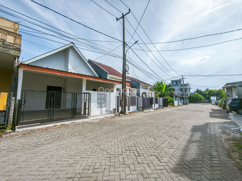 Perumahan Bukit Mekar Wangi Cluster Alamanda Blok D9 No.10