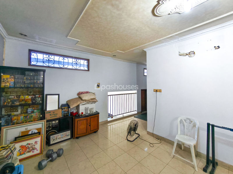 Jalan Dharma Graha IV Blok B8 No.30A