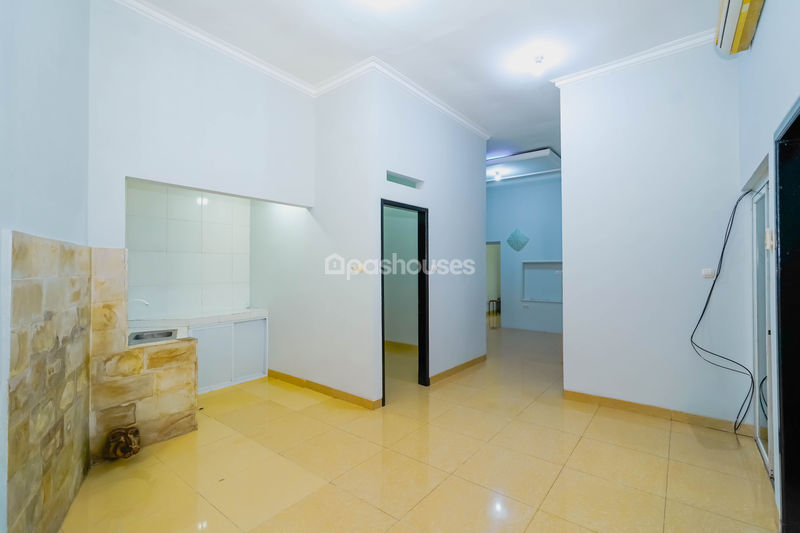 Town House Griya Widya