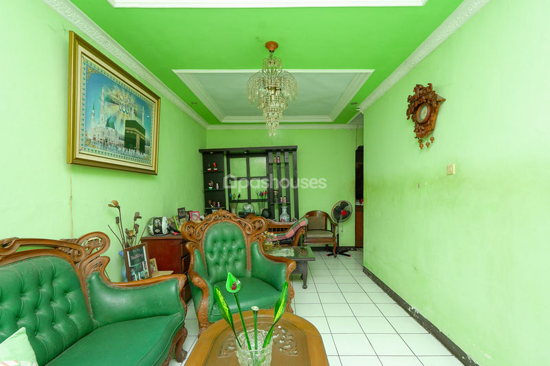 Jalan Sunan Kudus Blok Q1 No.14