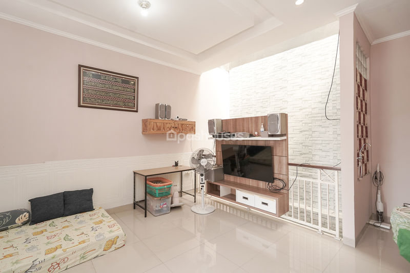 Villa Kranggan Raya Residence