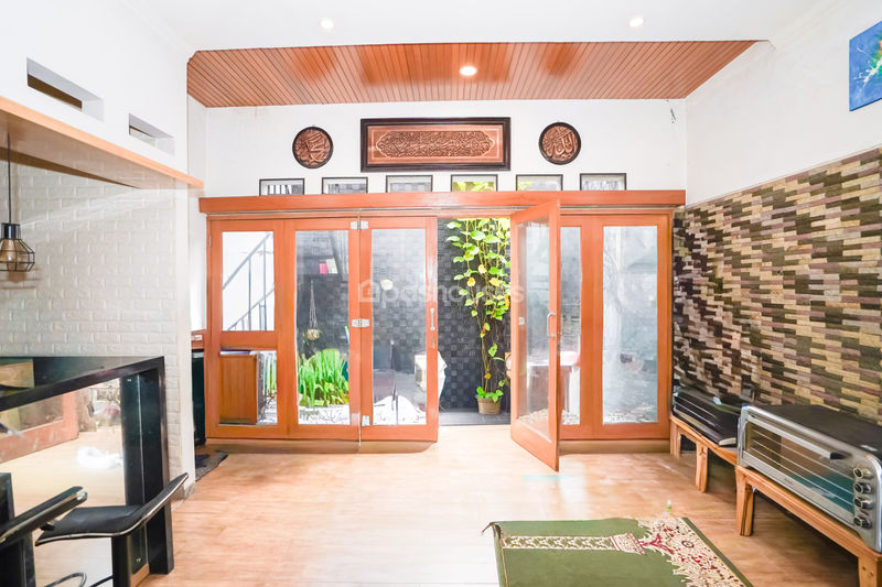 Jalan Lebak Para Kalisari No.28A