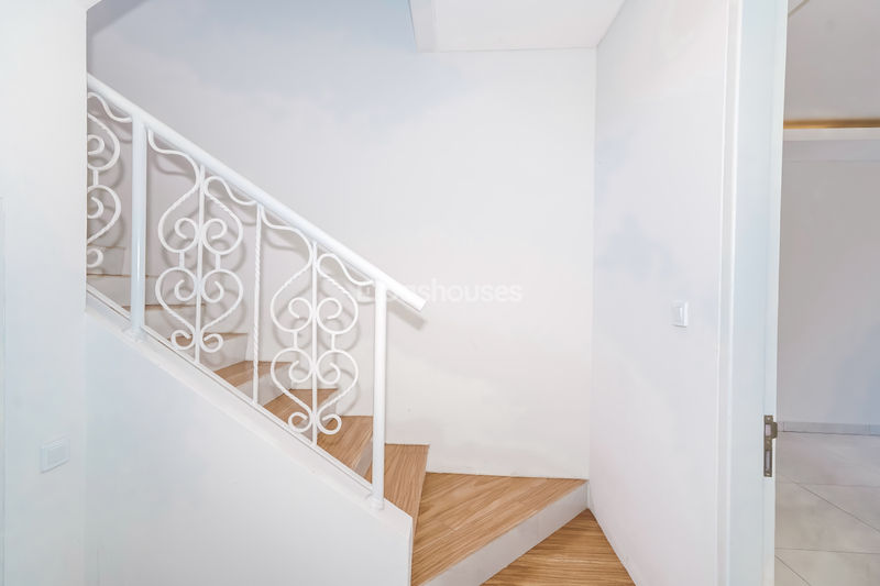 Legenda Wisata Zona Rembrant Blok H3/12