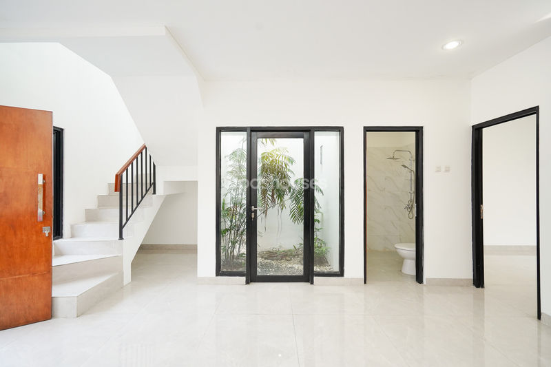 Perumahan Trevista Hills Cluster Menteng Residence Blok R10