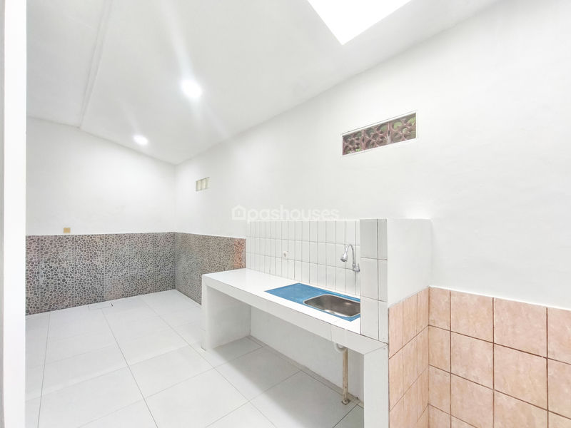 Serpong Park Cluster Fluorite Blok F12