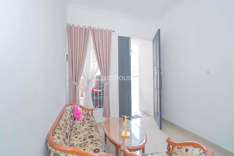 Perumahan Pelangi Dua Residence No.4