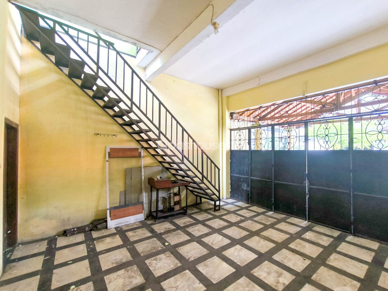 Jalan Niaga III