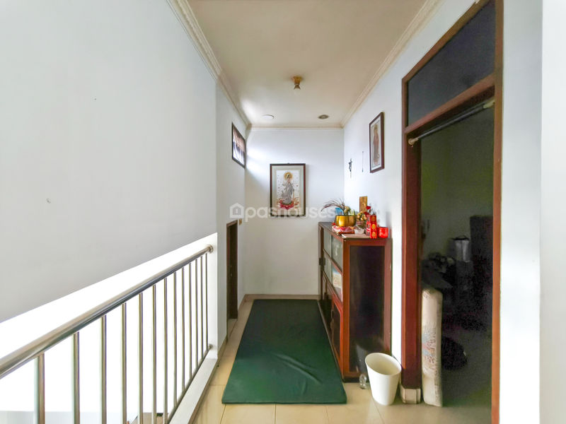 Jalan Dharma Graha IV Blok B8 No.30A