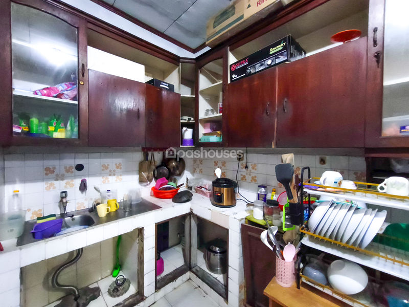 Jalan Anggrek Garuda II Blok I No.33