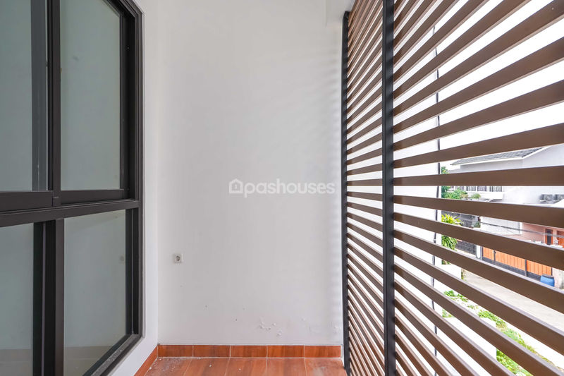 Jalan Kesehatan III Blok D2