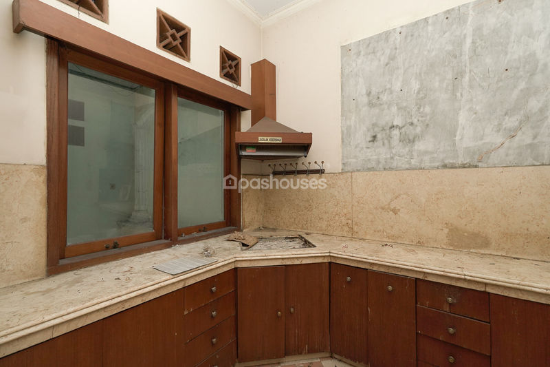 Citra Gran Cibubur Cluster Nusa Dua Blok B8 No.27