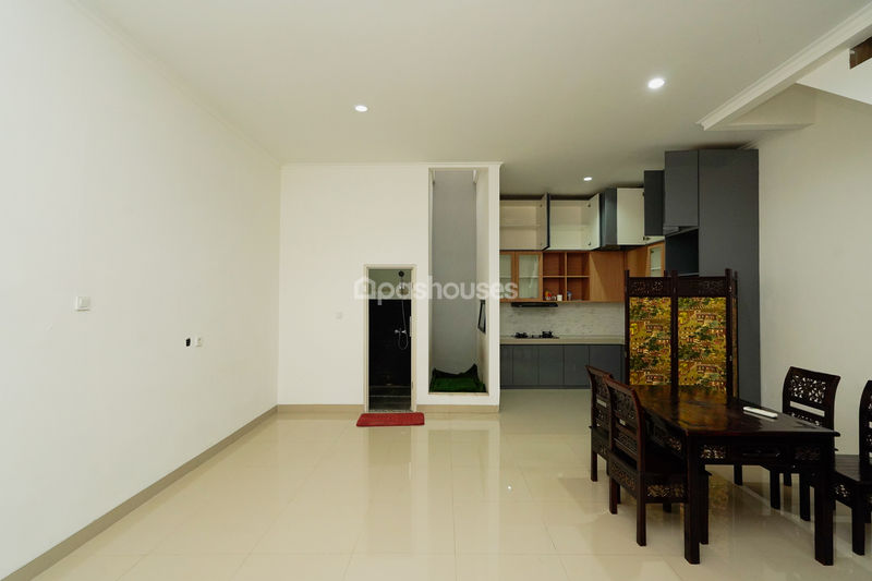 Cibubur Residence Cluster Eagle Wood Blok C2 No.20