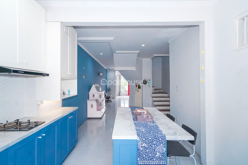 Jalan Lestari VI No.18A