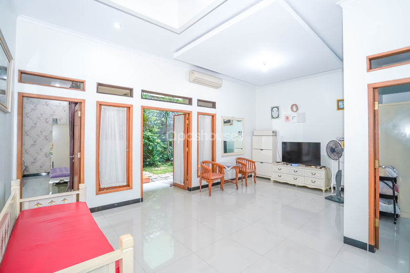 Perumahan Puri Gading Villa Tampak Siring Blok B4