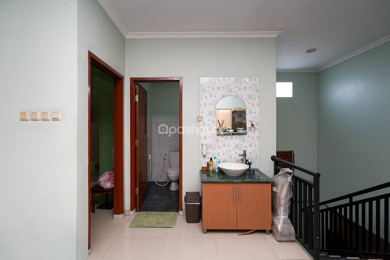 Perumahan Jatibening Estate Blok B4 No.28