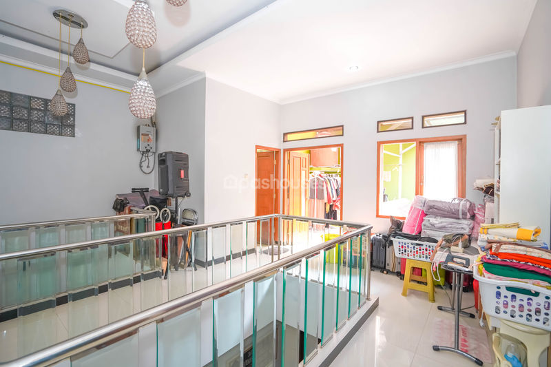 Perumahan Puri Gading Villa Tampak Siring Blok B4