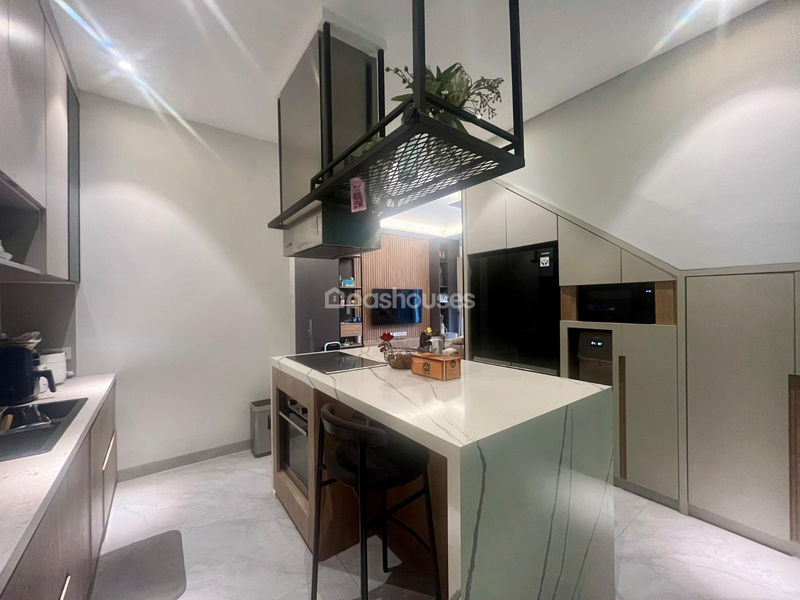Grand Trevista Rempoa D12