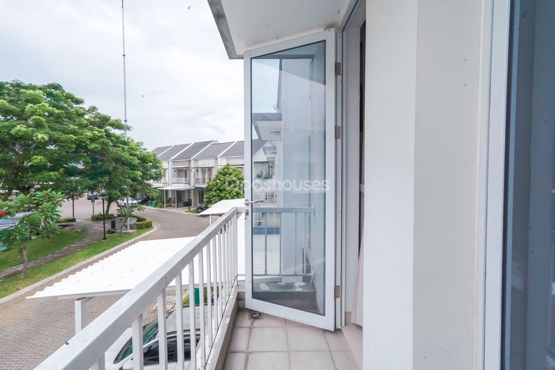 Synthesis Homes Blok B No.12