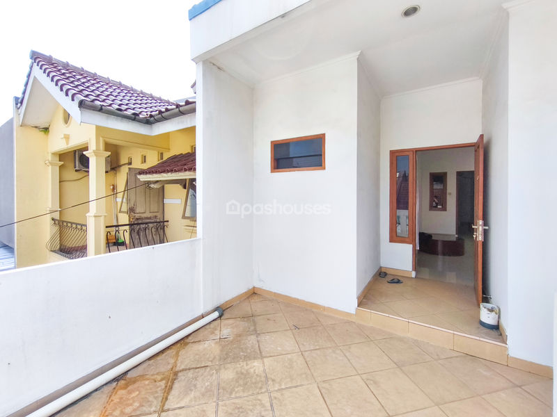 Jalan Cucur Barat Blok B4-25 Pondok Aren