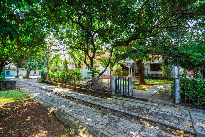 Jalan Mede II No.10 Matraman