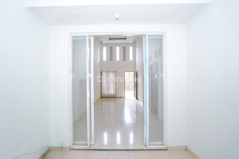 Perumahan Three Residence
