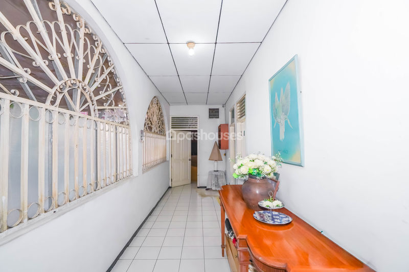 Jalan Mujair II No.18