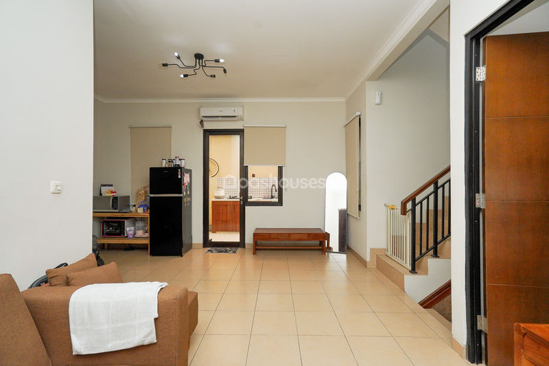 Bali Resort Serpong Cluster Canggu Blok E1 No.10