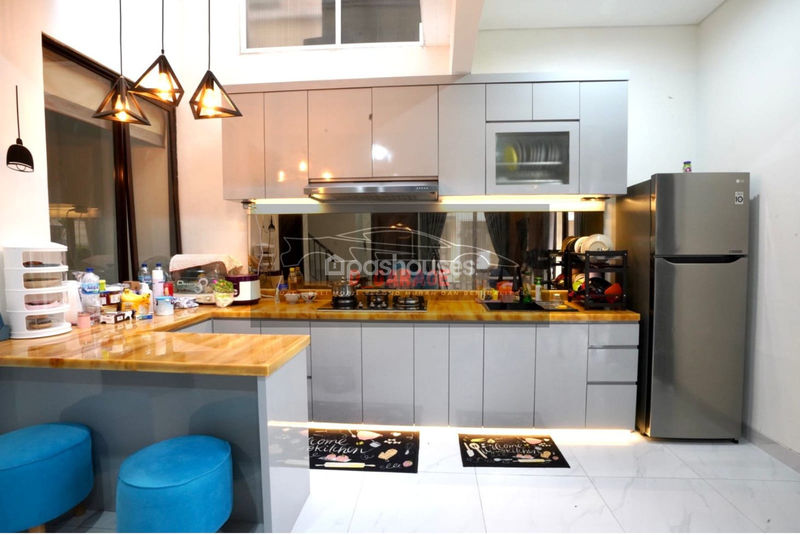 Lavon Swan City Cluster Gracia