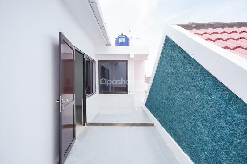 Perum Tytyan Kencana Blok B3 No.5