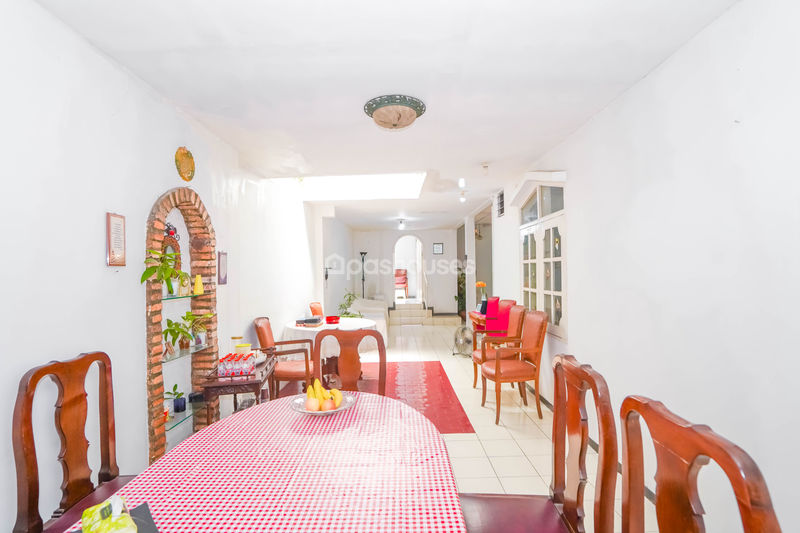 Jalan Mujair II No.18