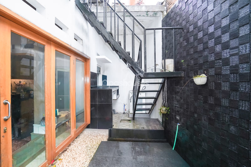 Jalan Lebak Para Kalisari No.28A