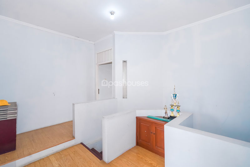 Jalan Lestari VI No.18A