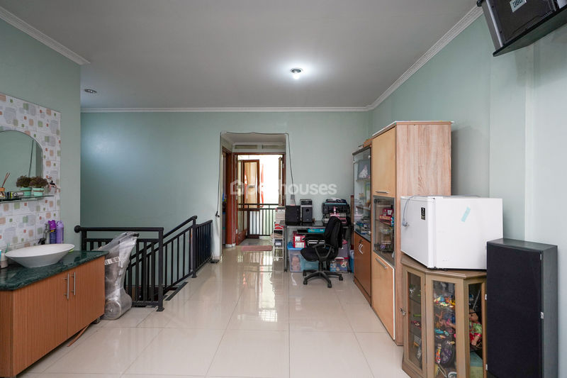 Perumahan Jatibening Estate Blok B4 No.28