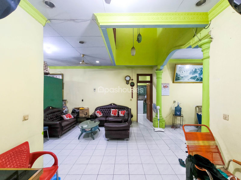Komplek Taman Pabuaran