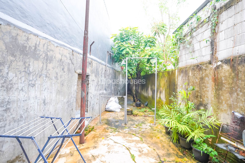 Jalan Gatot Kaca Depok